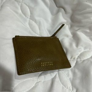 Barney’s wallet